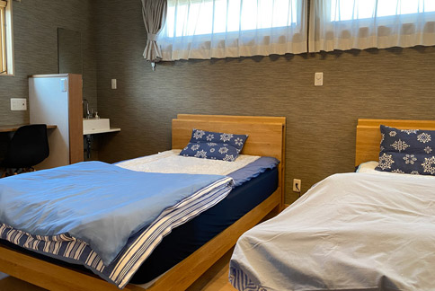 ゲストハウス 客室 KEYAKI